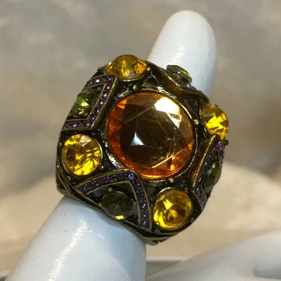 Vintage Large Antique Brass With Multicolored Glass Stones Cocktail Ring size 8 - Picture 4 of 8